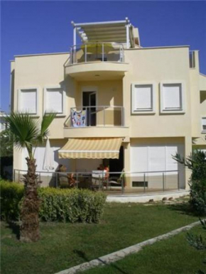 Stunning Large Villa Within Walking Distance Of Everything